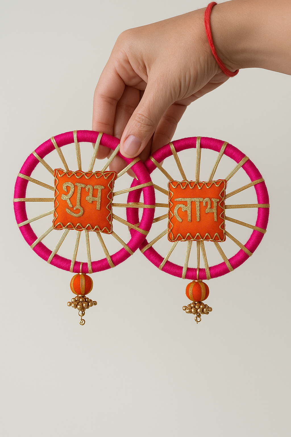 Diwali Gift Set – Rangoli Diyas, Pom Pom Latkan, Shubh Labh & Decor Tray