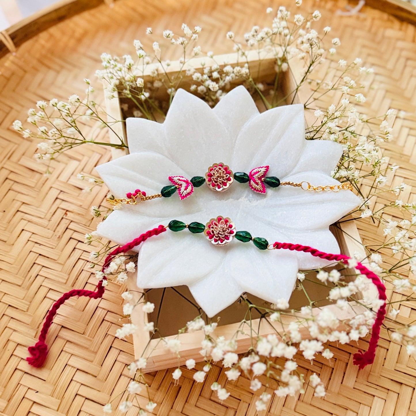 Heer-Ranjha Floral Rakhi Set
