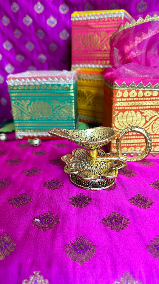 Saree Border Potli Gift Box with Oxidized Lotus Diya