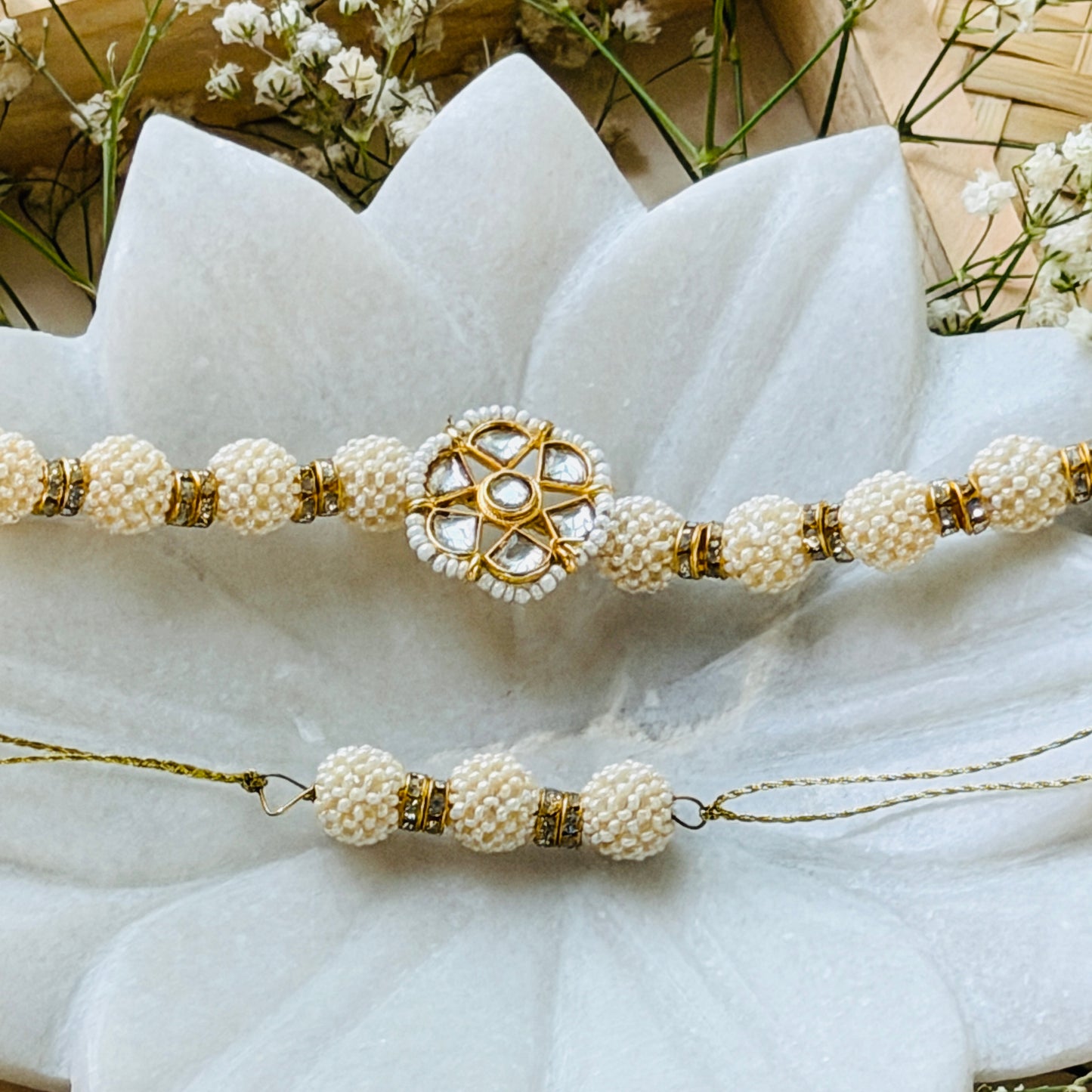 Moti Mohabbat Rakhi Set